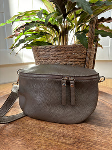 Mila crossbody bag - Dark Taupe